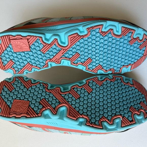 Women's Nautilus N1790 Composite Toe Slip Resistant EH Safety Shoes Size 9W - Picture 8 of 10